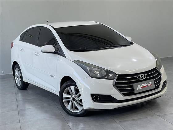 HYUNDAI HB20S 1.6 COMFORT PLUS 16V FLEX 4P AUTOMÁTICO HYUNDAI HB20S 1.6 COMFORT PLUS 16V FLEX 4P AUTOMÁTICO